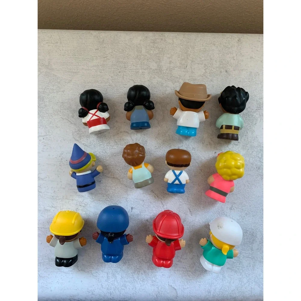 12 Little‎ People/Figures People Professions Doctor Fireman Police Worker Toys